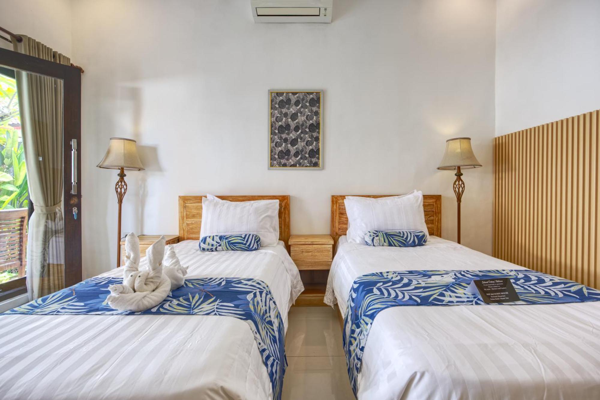 JnJ Guest House Toyapakeh Extérieur photo